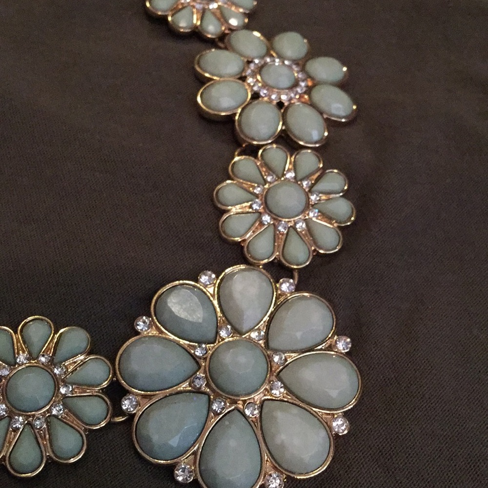 Necklace - Picture 3 of 3